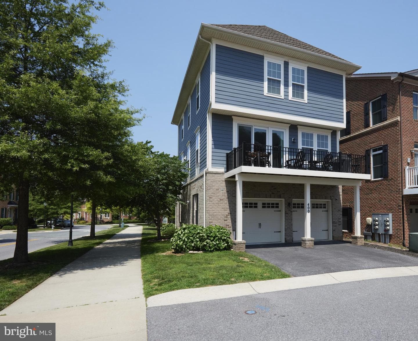 400 Blue Flax Place photo 40