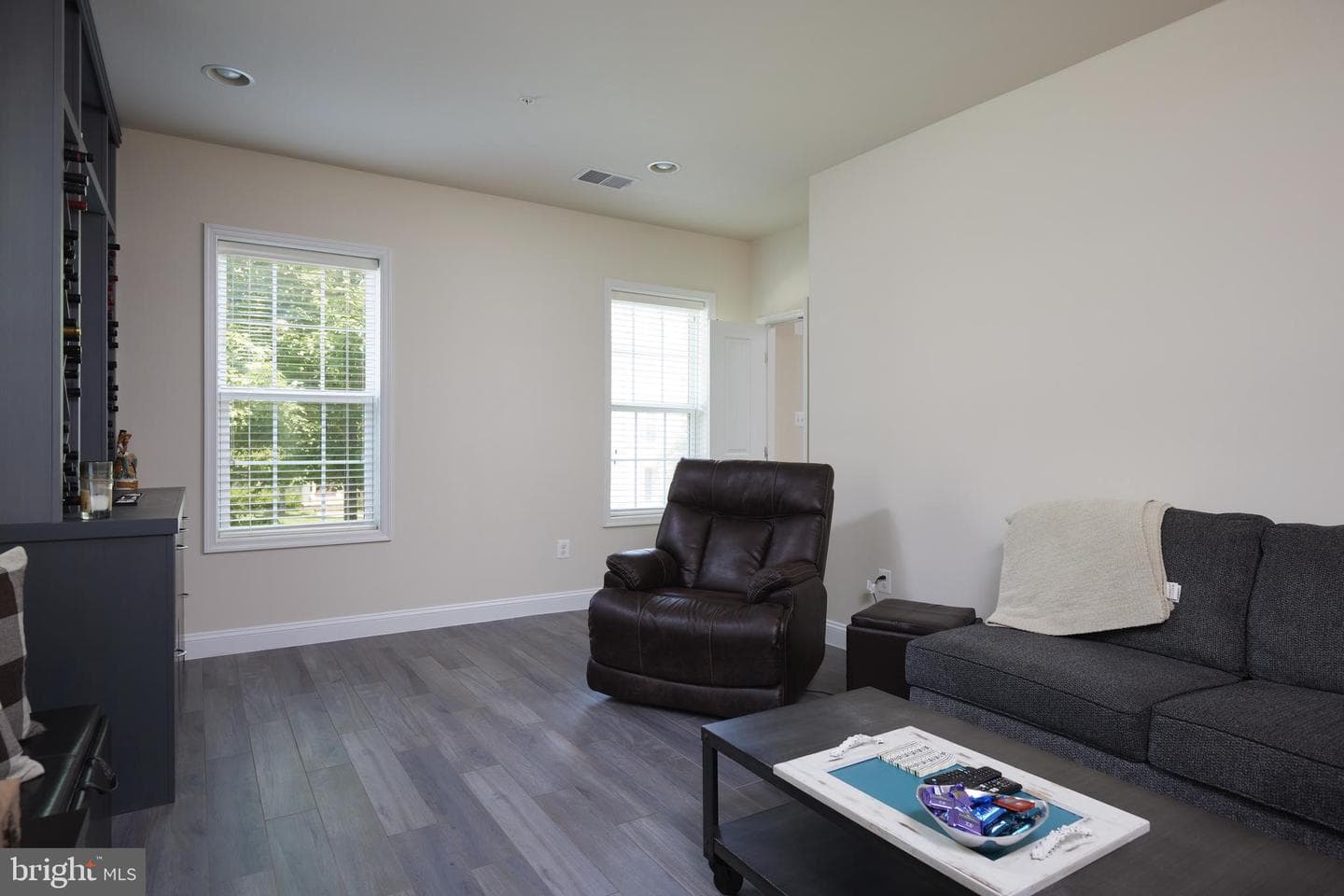 400 Blue Flax Place photo 7