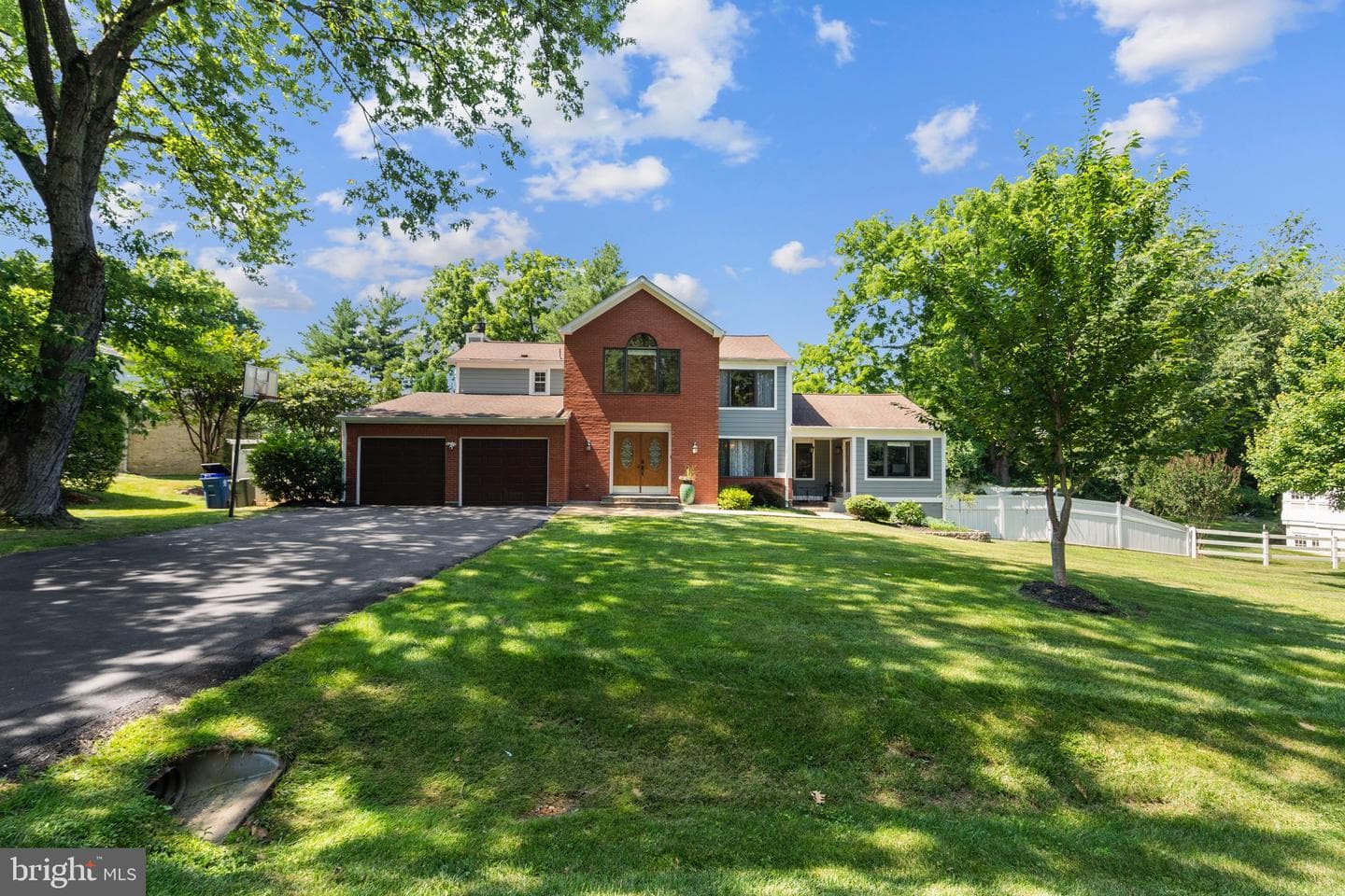 9524 Woodington Drive photo 2