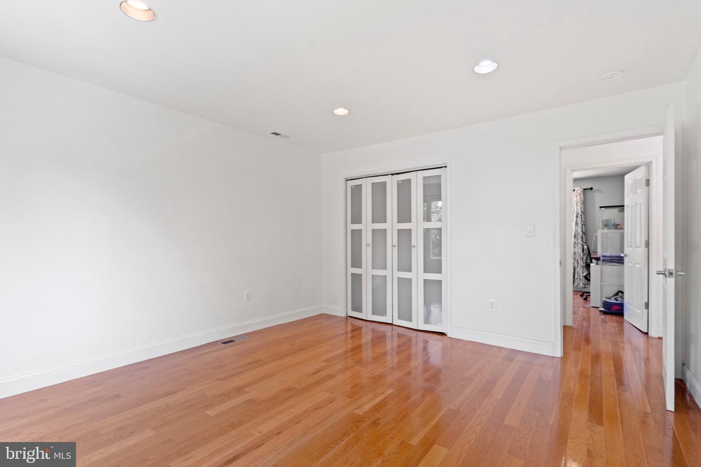 9524 Woodington Drive photo 57
