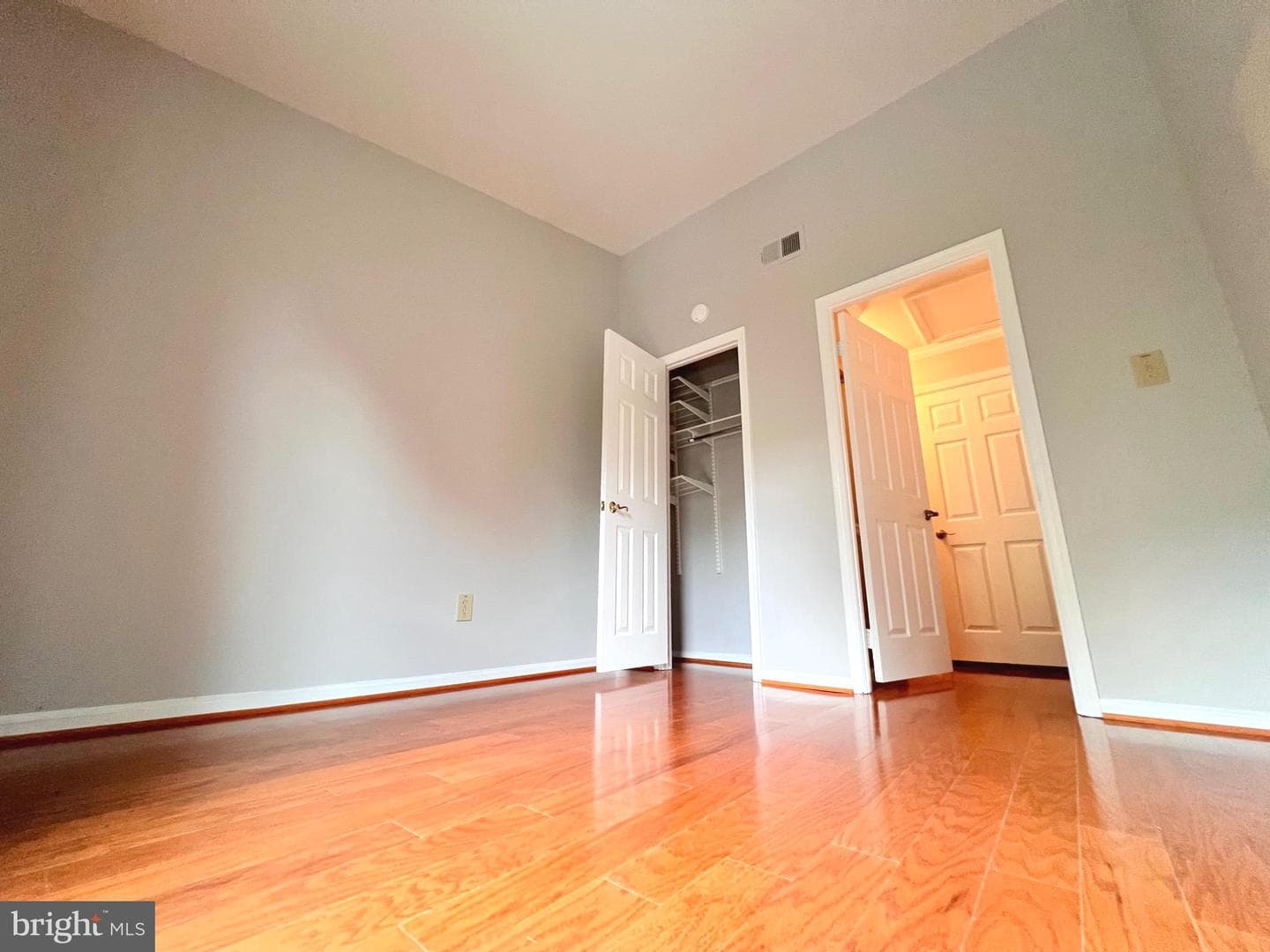 5715 Brewer House Circle #301 photo 23