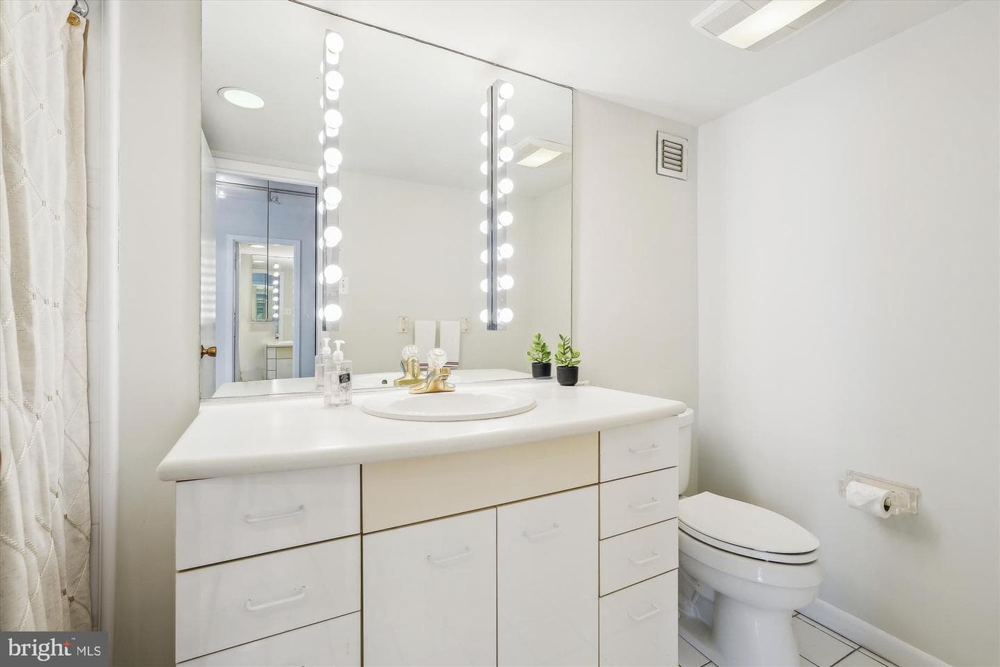 11801 Rockville Pike #712 photo 25