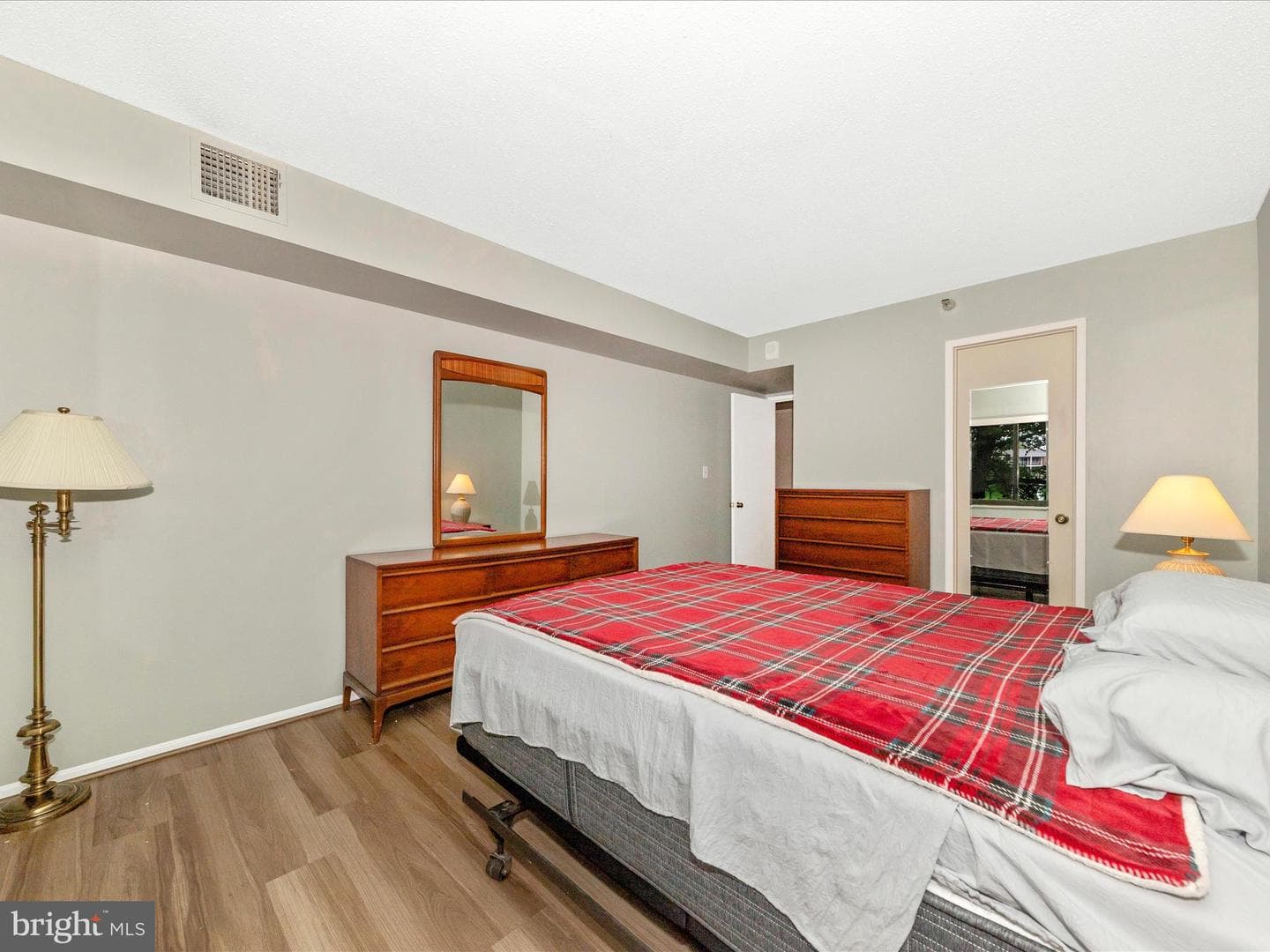 15101 Interlachen Drive #1-116 photo 24