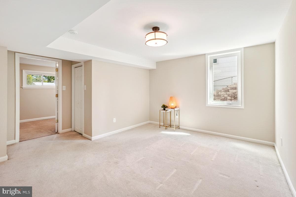 404 Hull Place photo 21