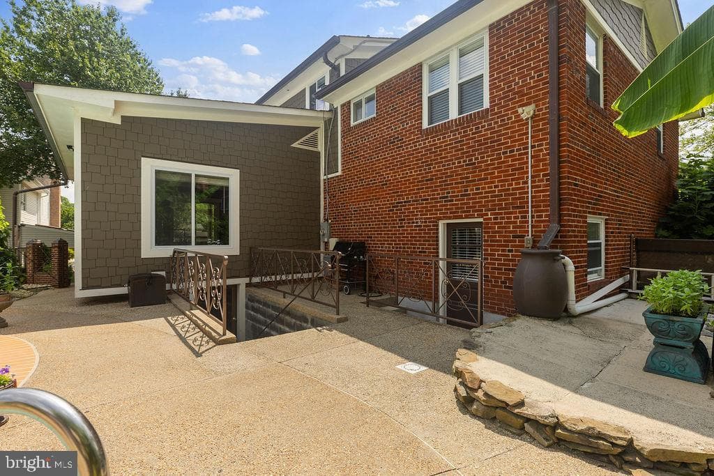 1516 Vivian Court photo 42