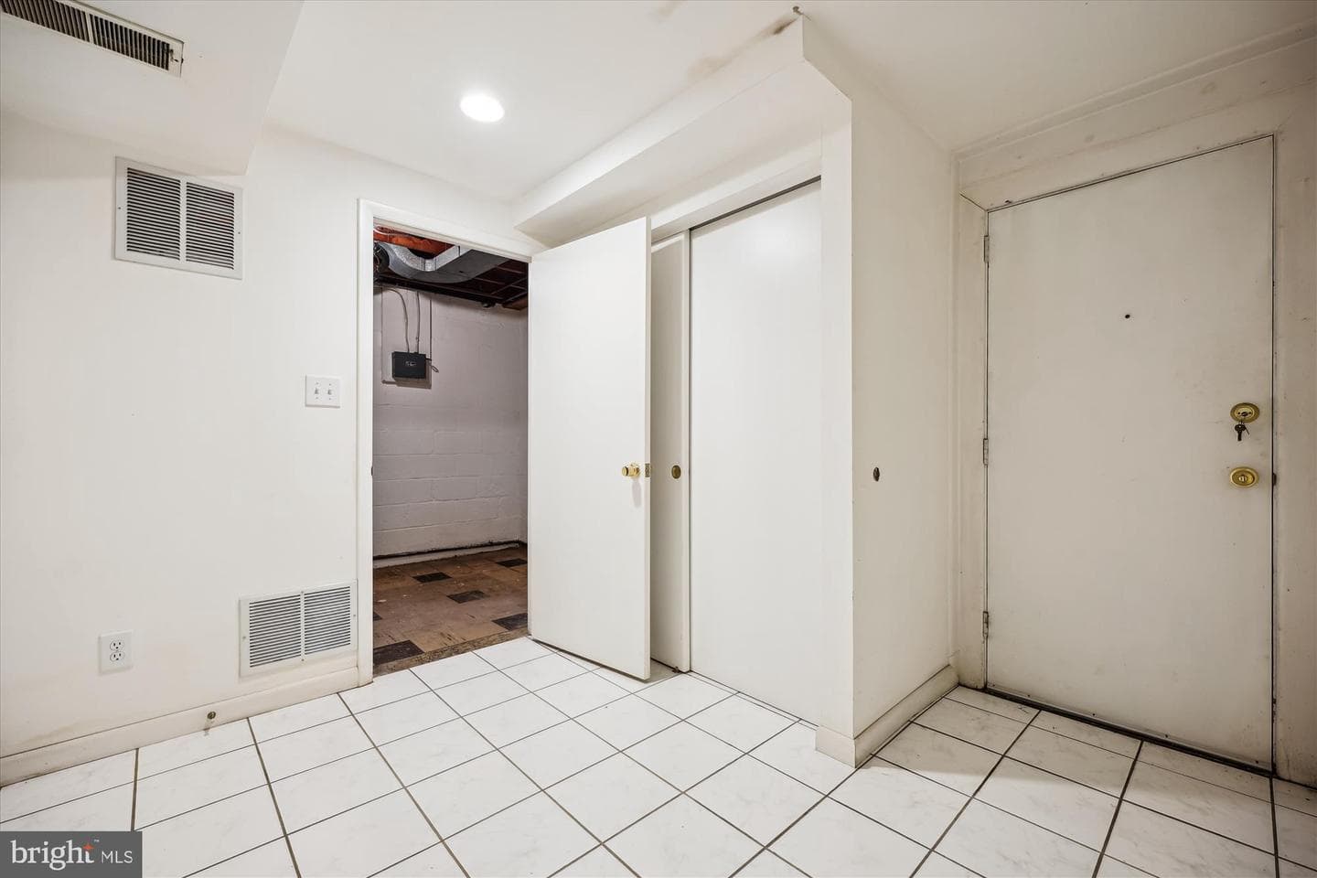 1305 Woodside Parkway photo 29