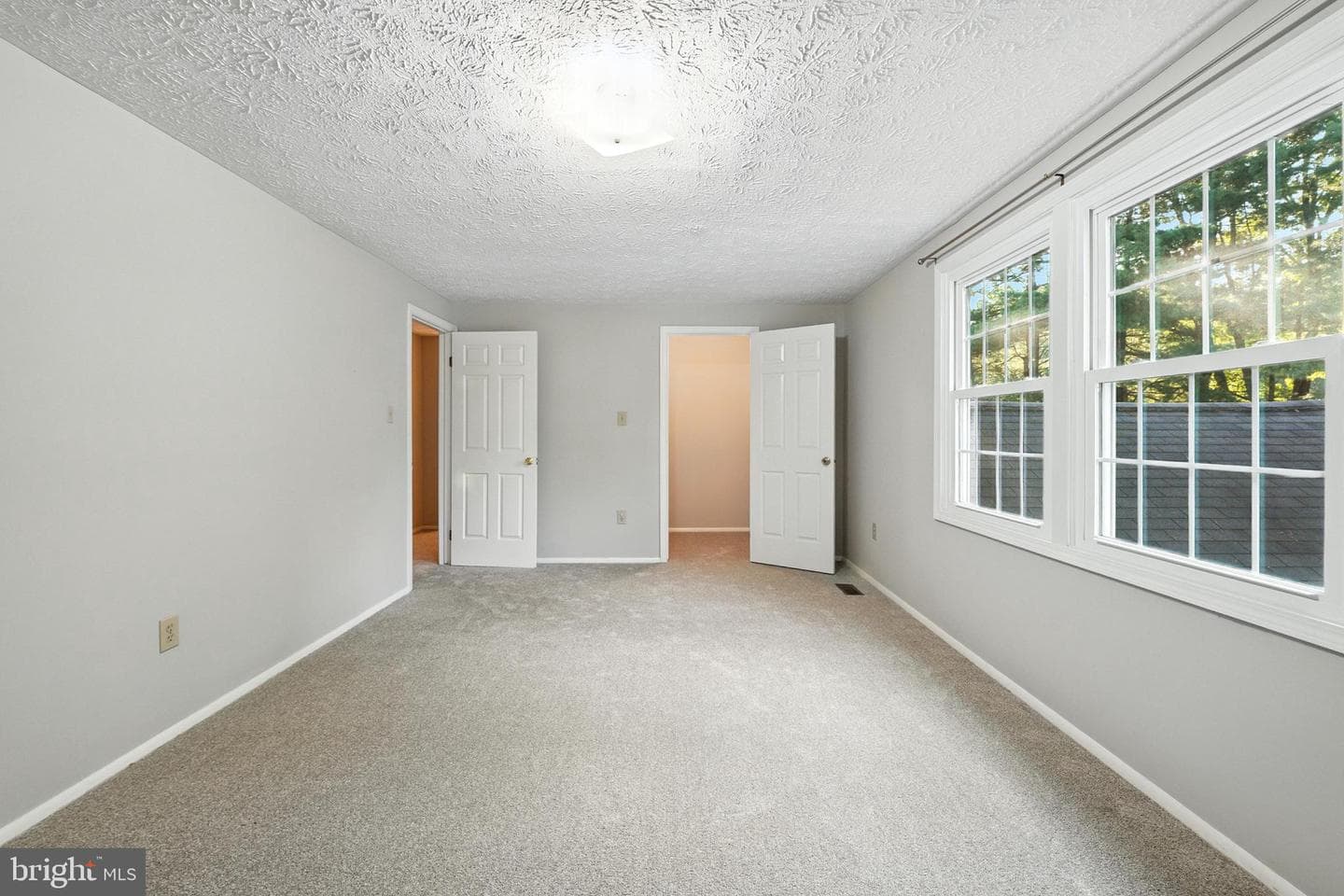 6 Ivywood Court photo 28