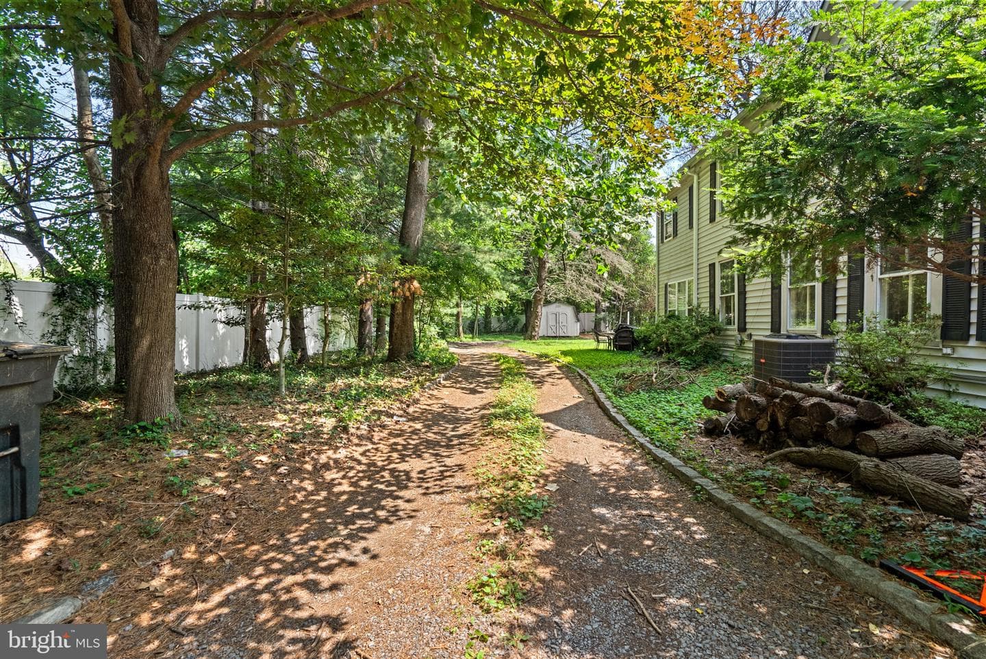 13321 Travilah Road photo 4
