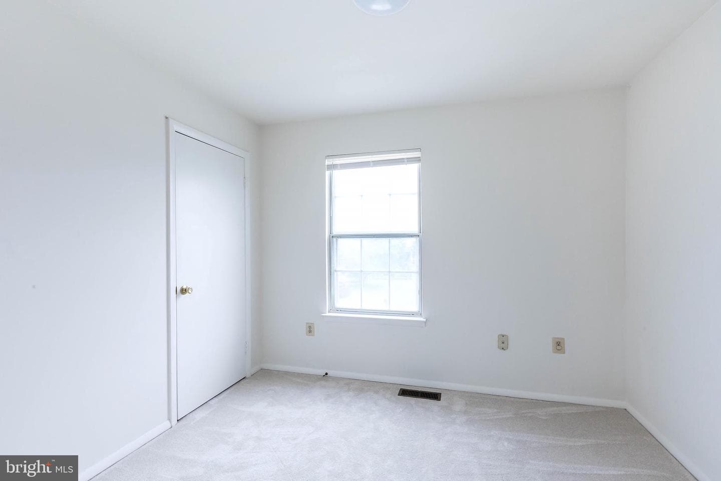 18432 Gardenia Way photo 32