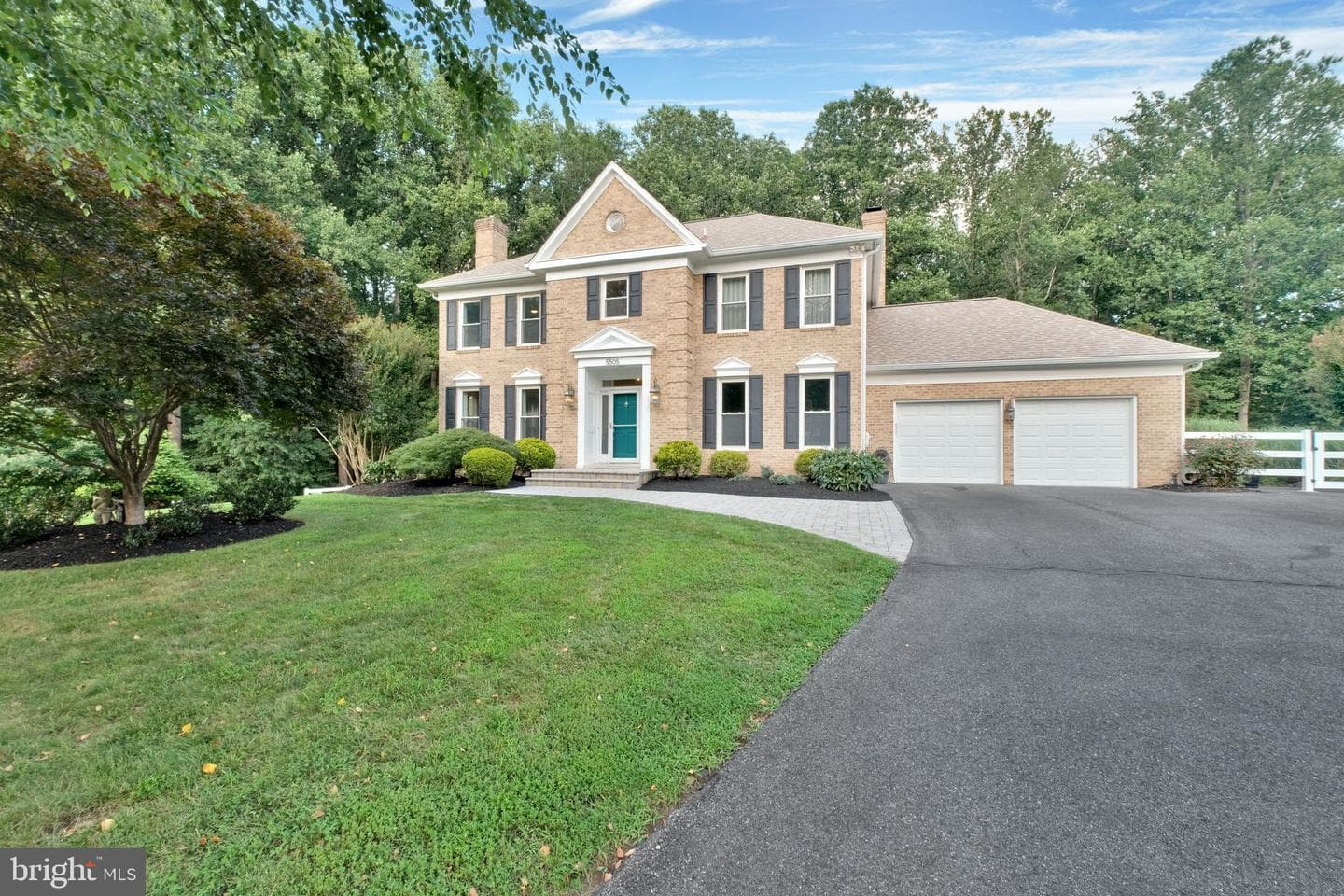 5505 Granby photo 6