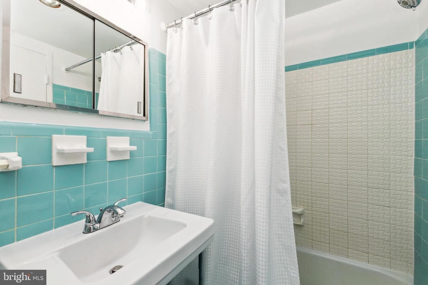 10401 Grosvenor Place #625 photo 21