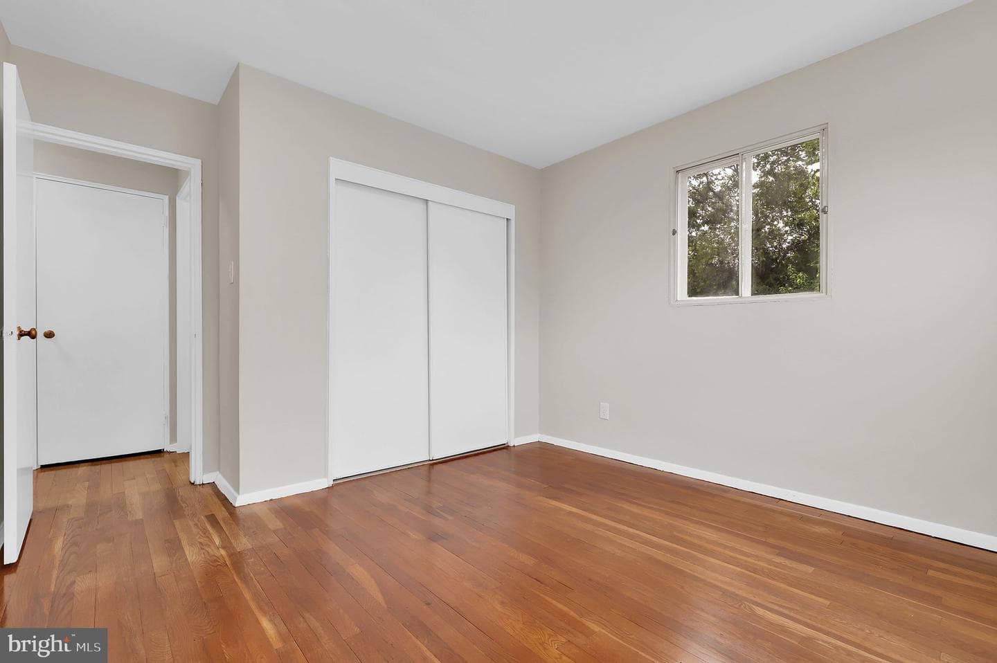 1710 Glenpark Drive photo 13
