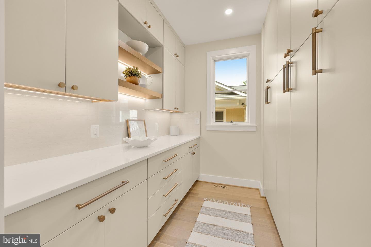 6018 Madawaska Road photo 24