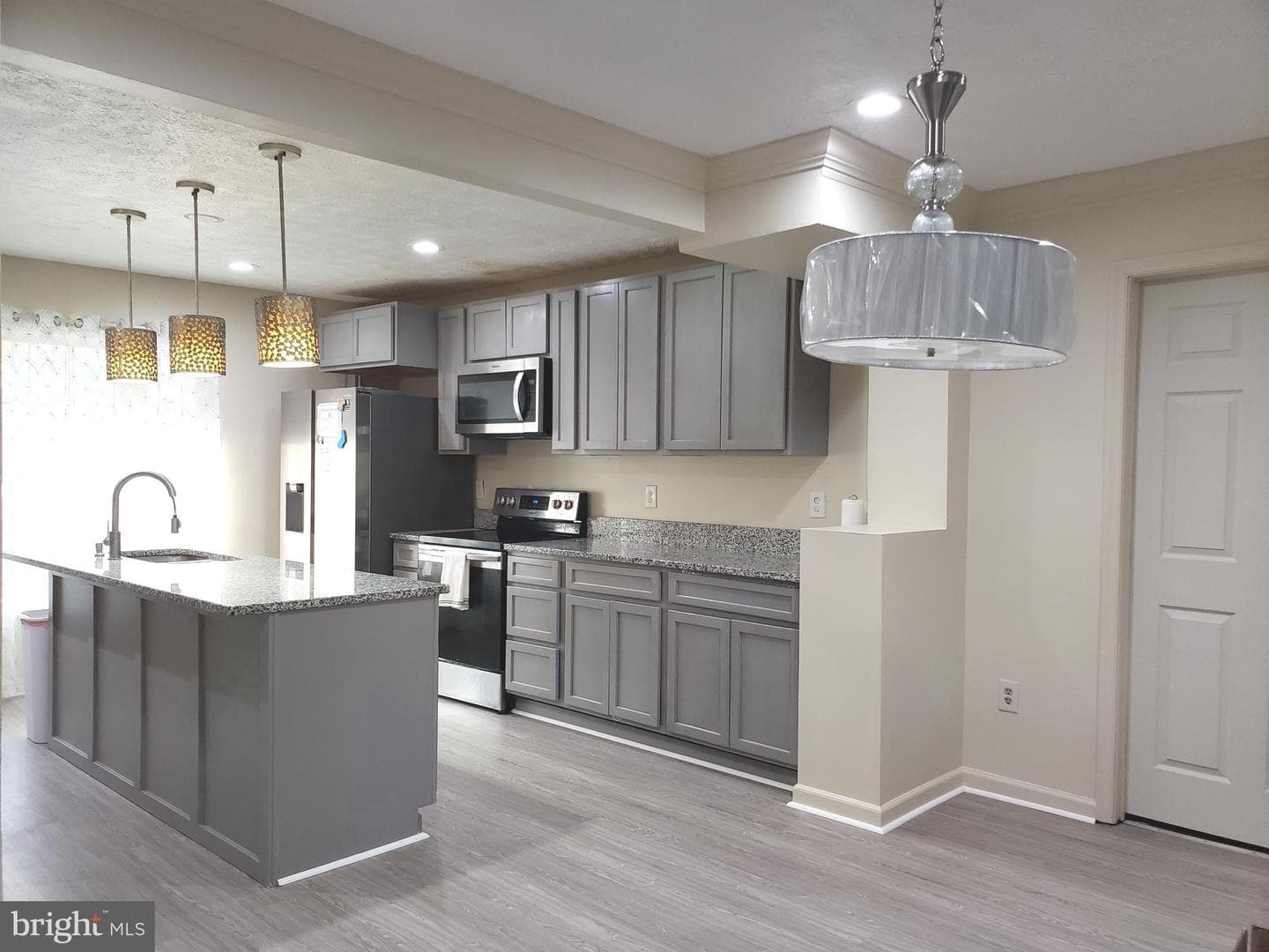 15021 Mcknew Road photo 16