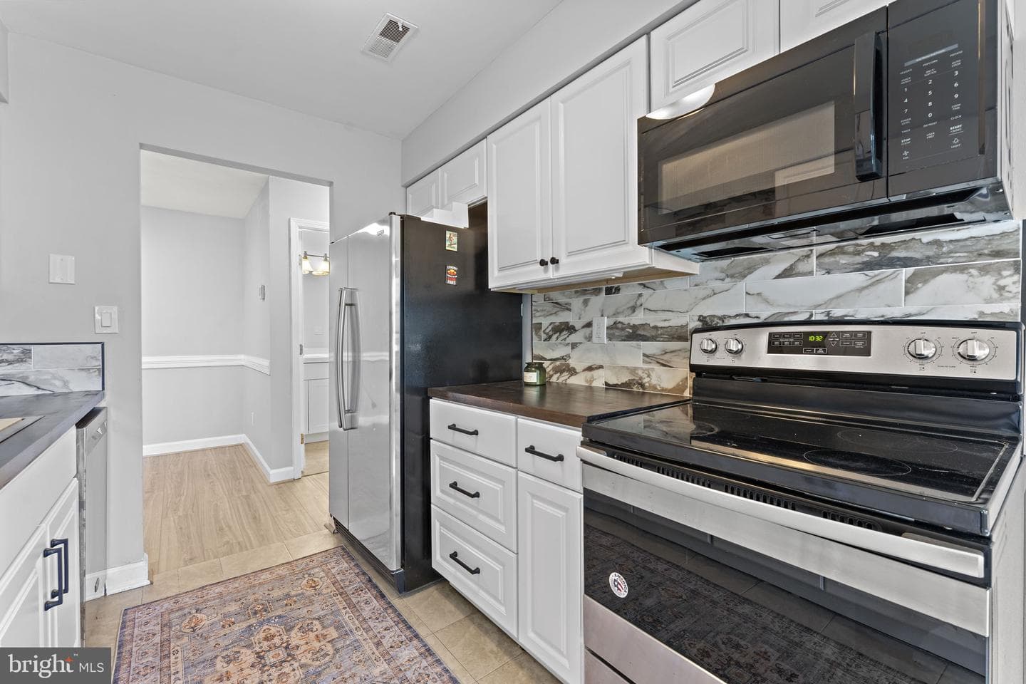20172 Locustdale Drive #221 photo 12