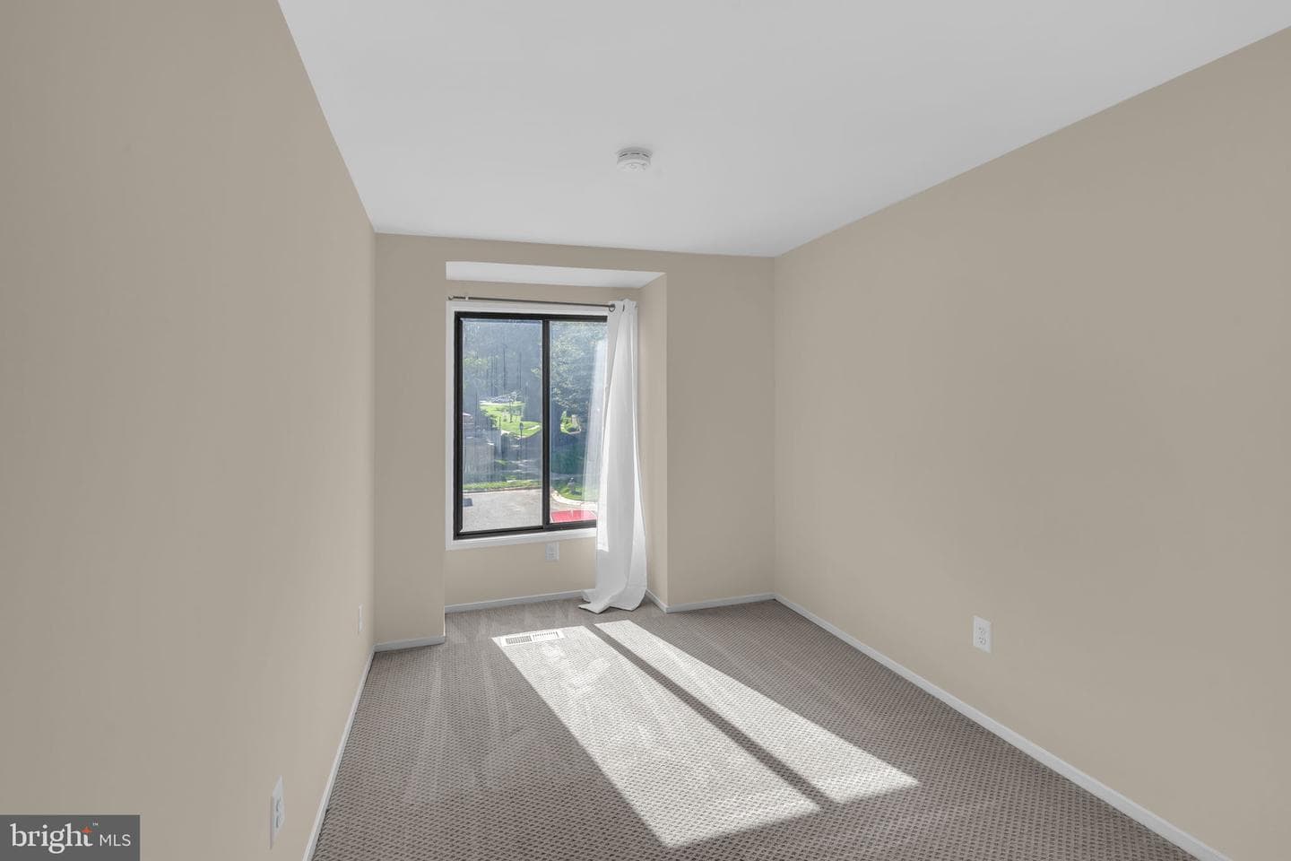 9441 Chadburn Place photo 10