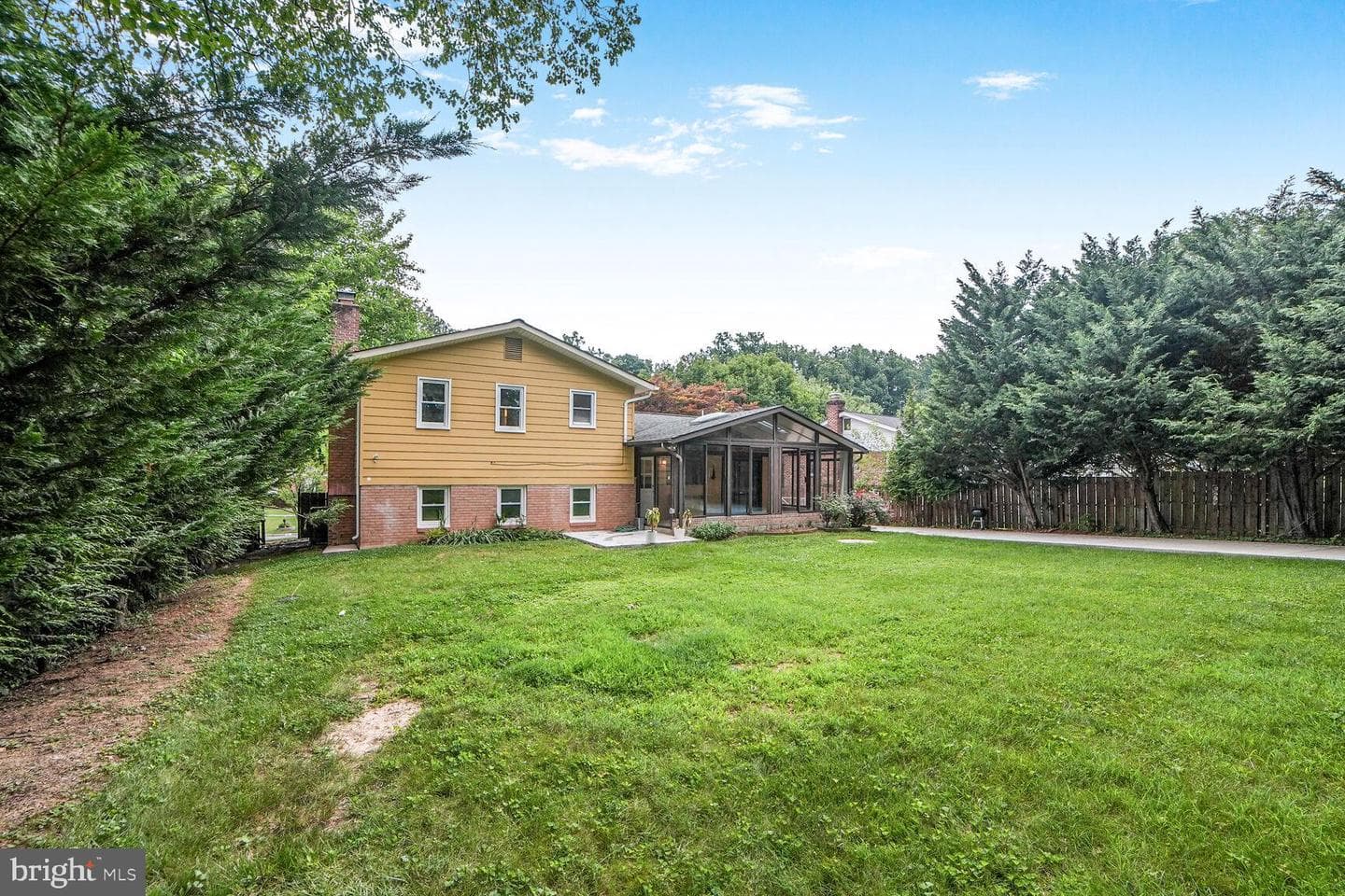 716 Downs Drive photo 28