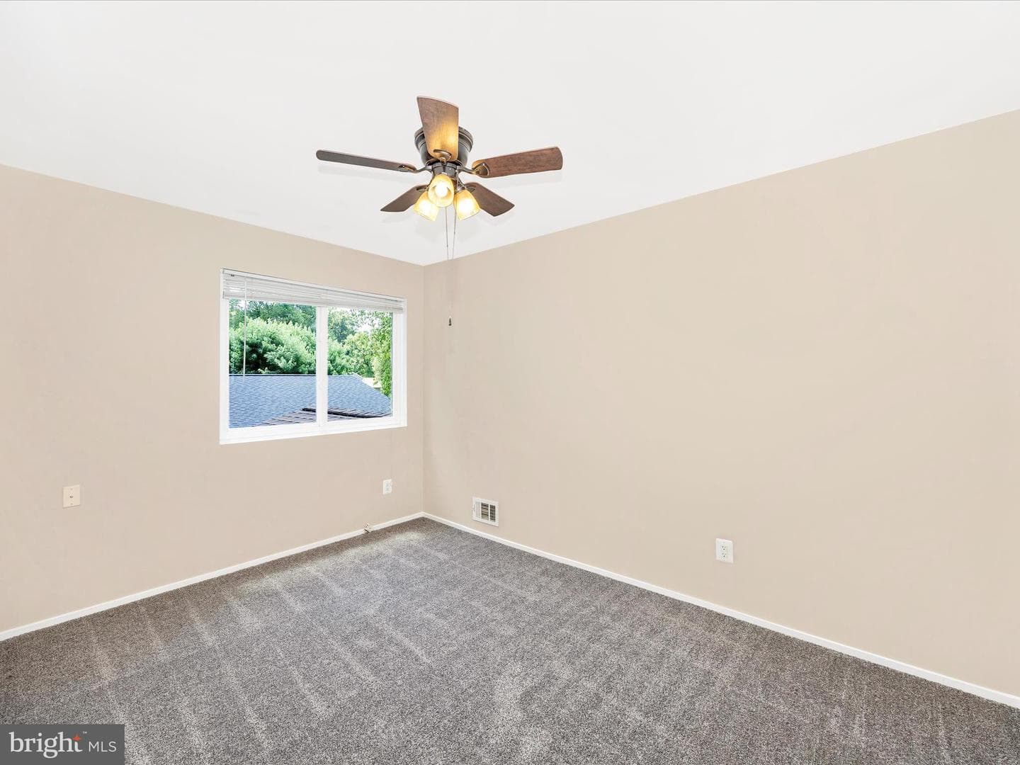 18333 Dutchess Drive photo 30
