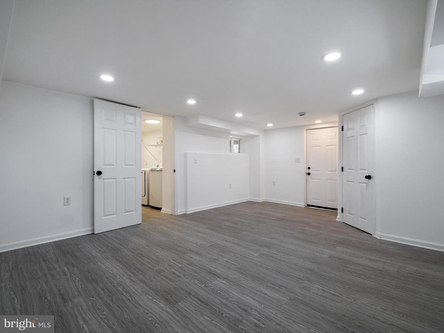 10109 Lorain Avenue photo 32