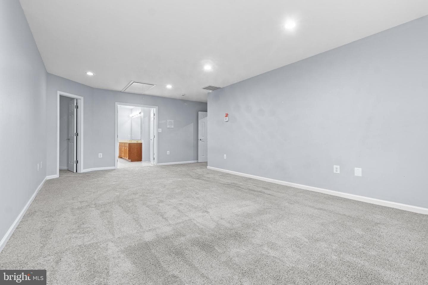 13937 Alderton Road photo 34