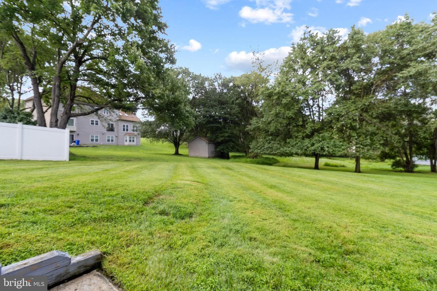 13937 Alderton Road photo 64