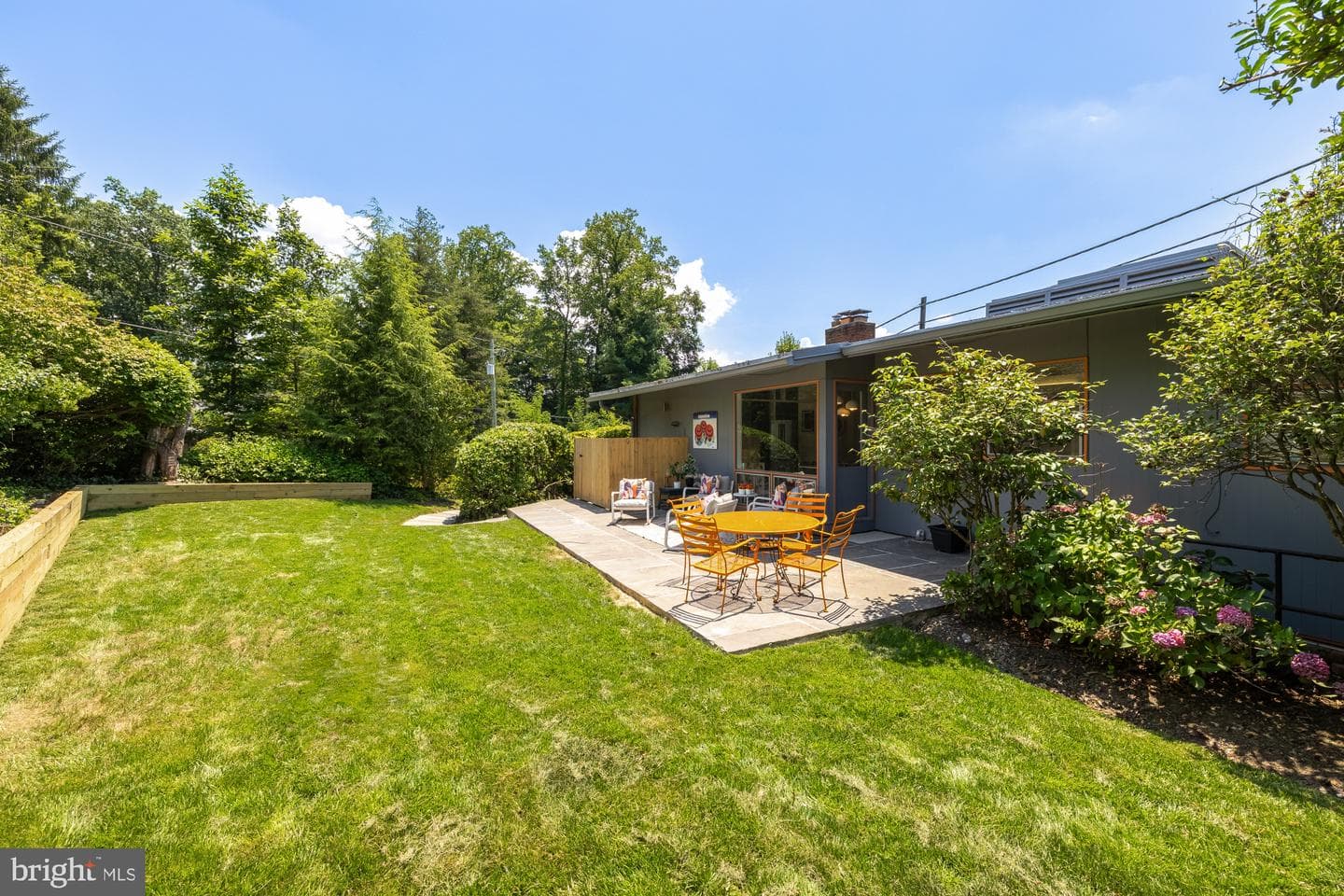 5801 Massachusetts Avenue photo 35