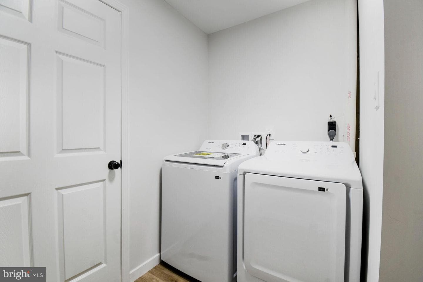 4984 Cloister Drive photo 25