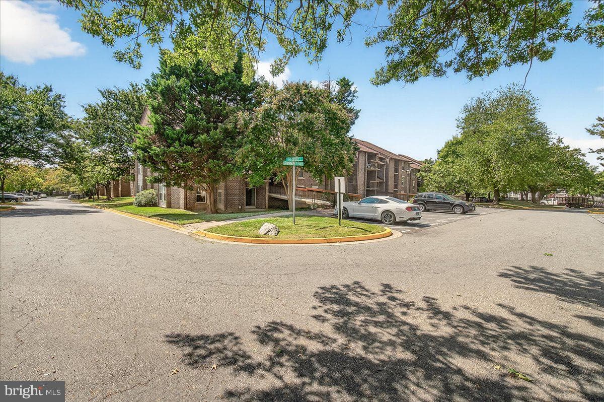 18420 Guildberry Drive #101 photo 23