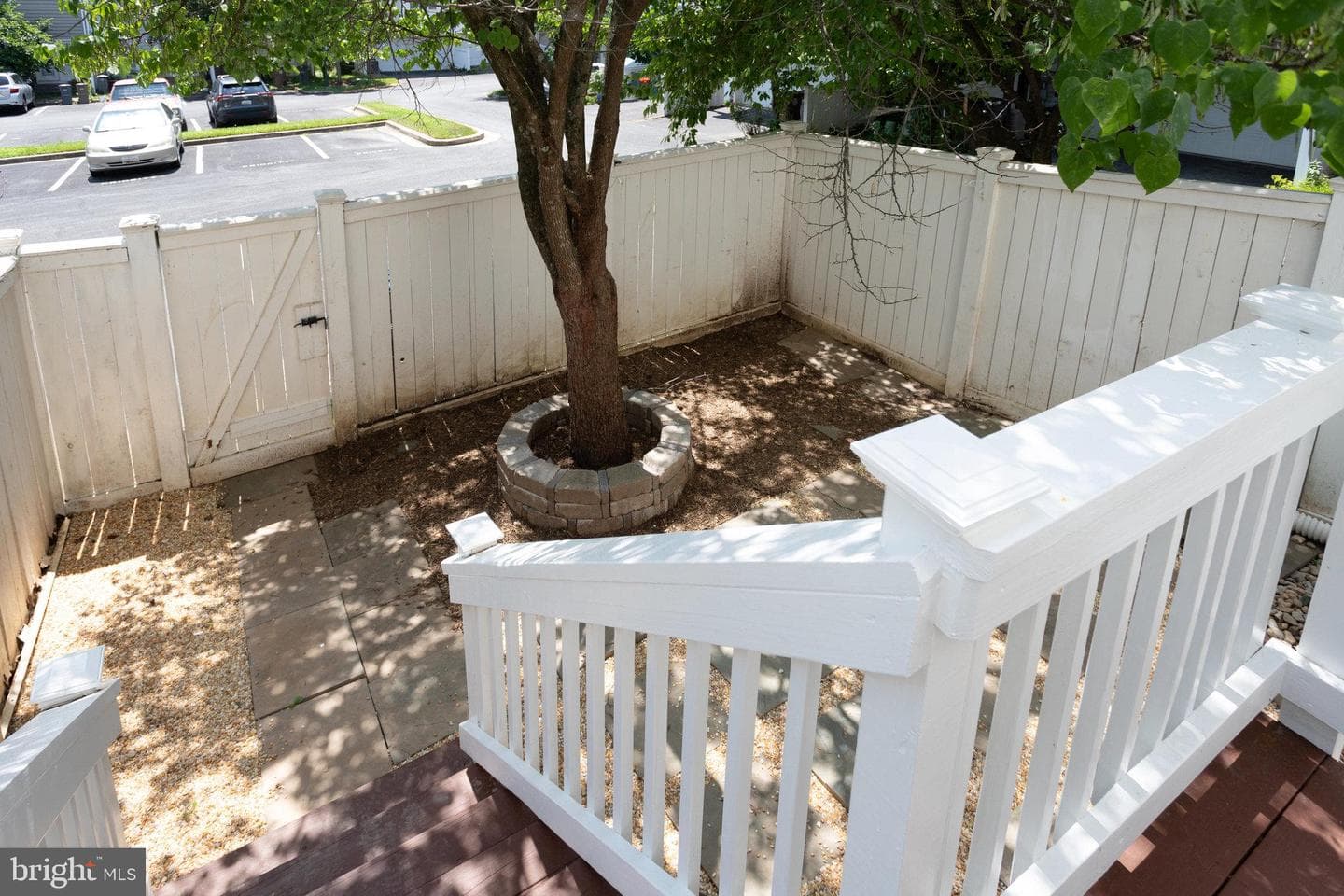 208 Ridgemont Avenue photo 29