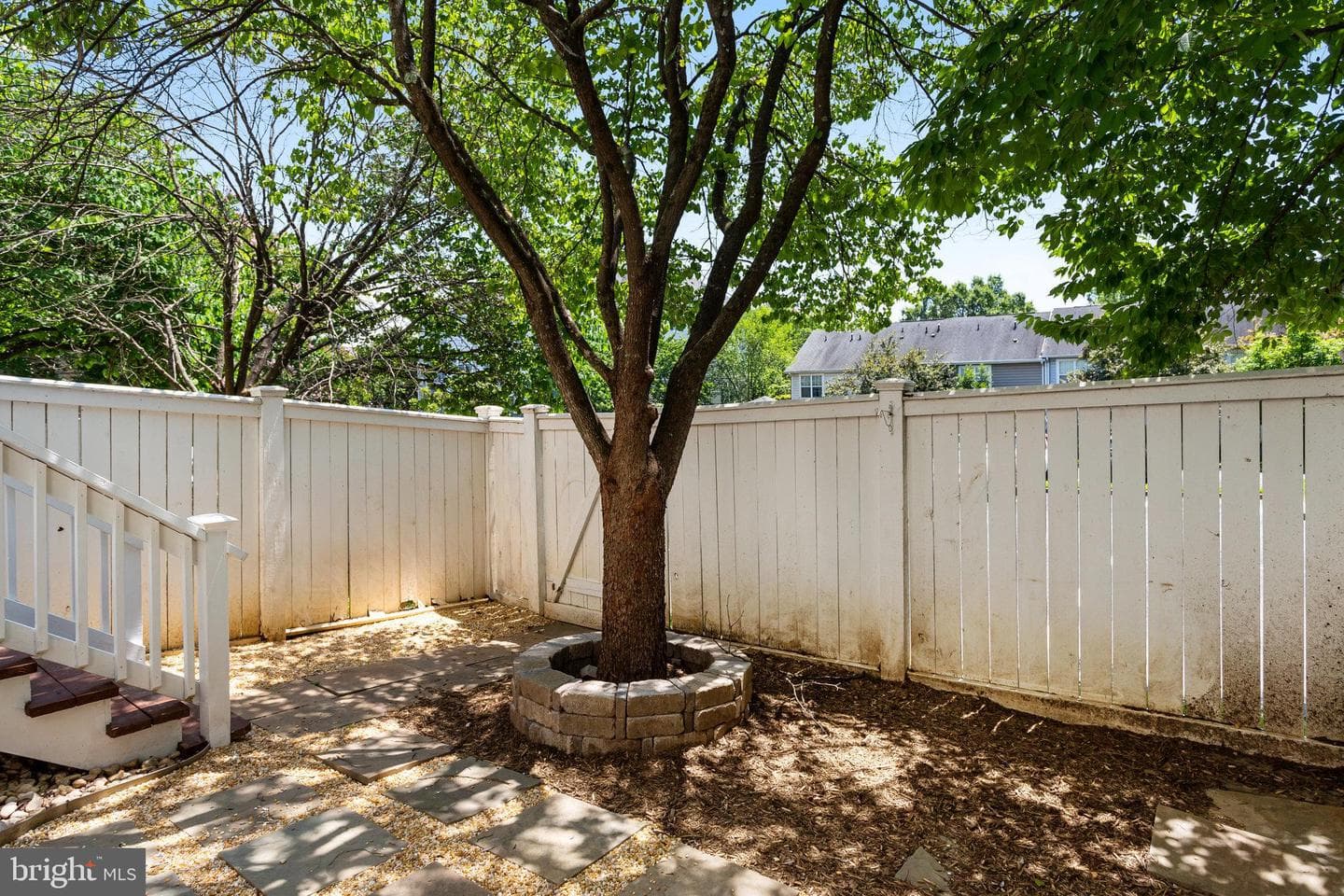 208 Ridgemont Avenue photo 30