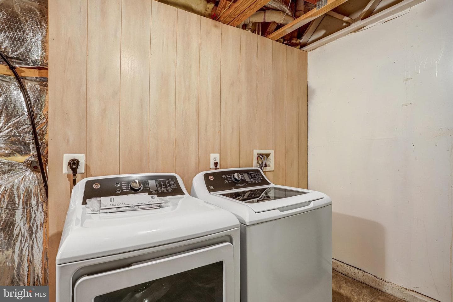 208 Ridgemont Avenue photo 44