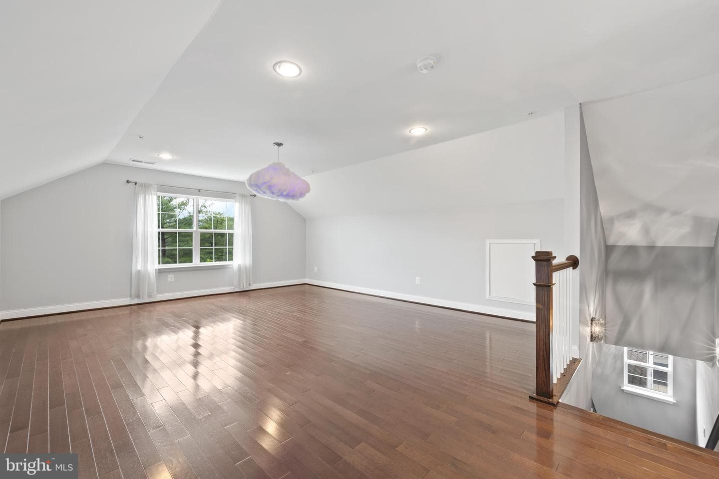 3722 Lawrence Avenue photo 57