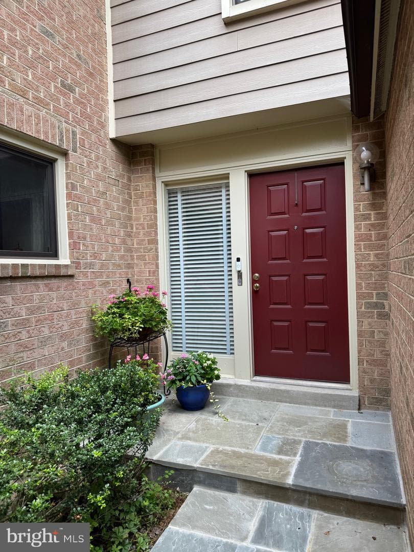 6487 Wishbone Terrace photo 2