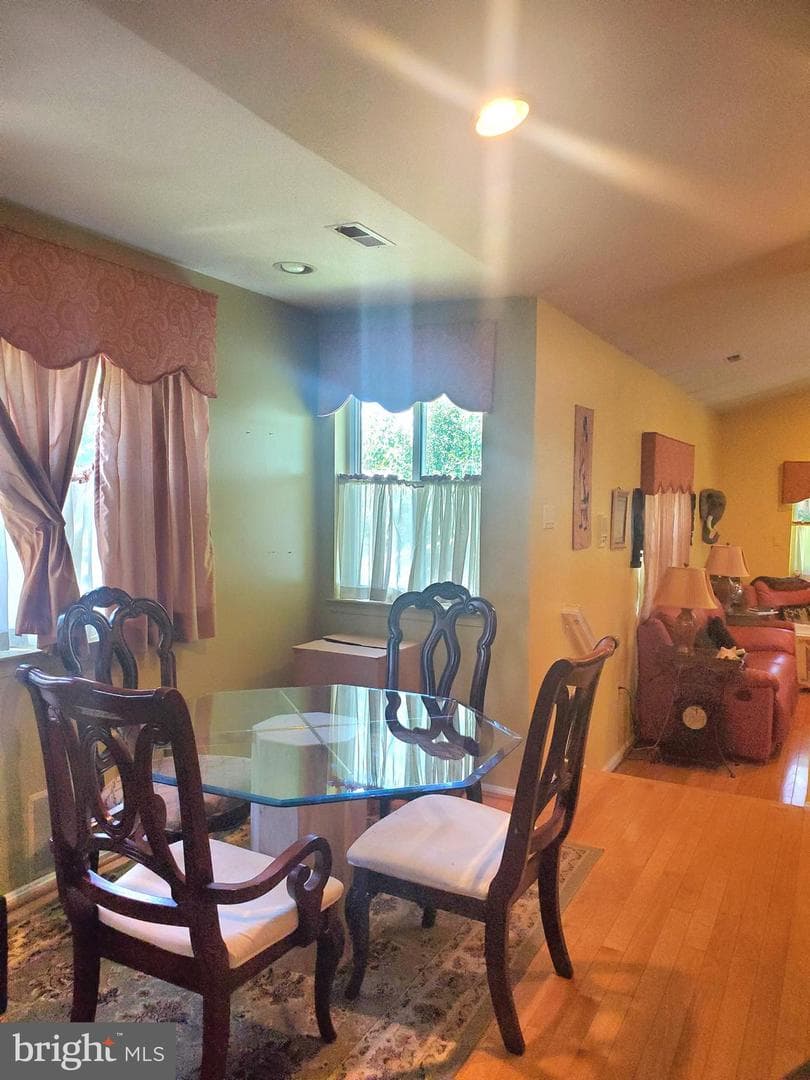1514 Oakview Drive photo 6