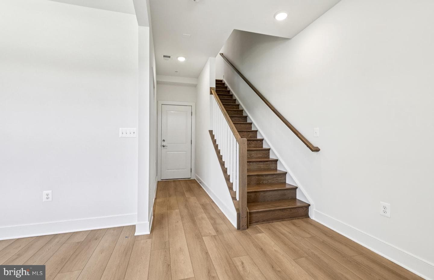 14448 Leafhopper Drive photo 6