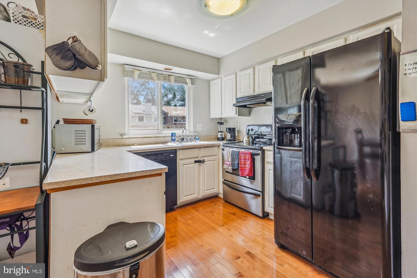 18628 Mateny Road photo 12