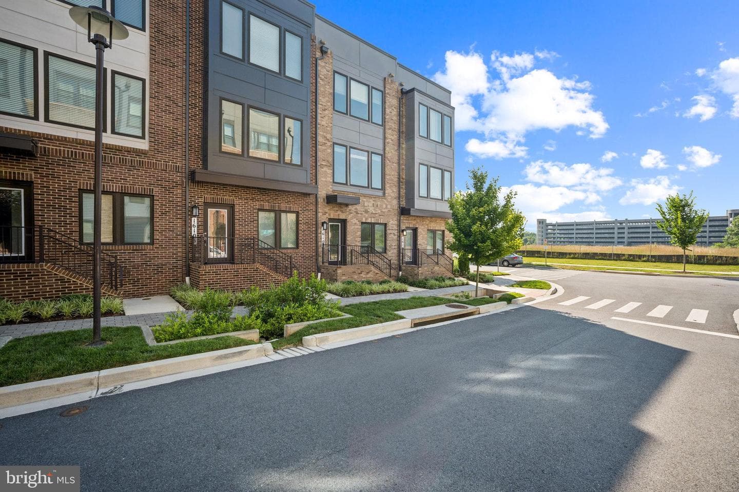 16103 Connors Way photo 2
