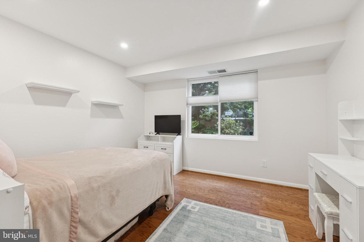 7425 Democracy Boulevard #14 photo 13