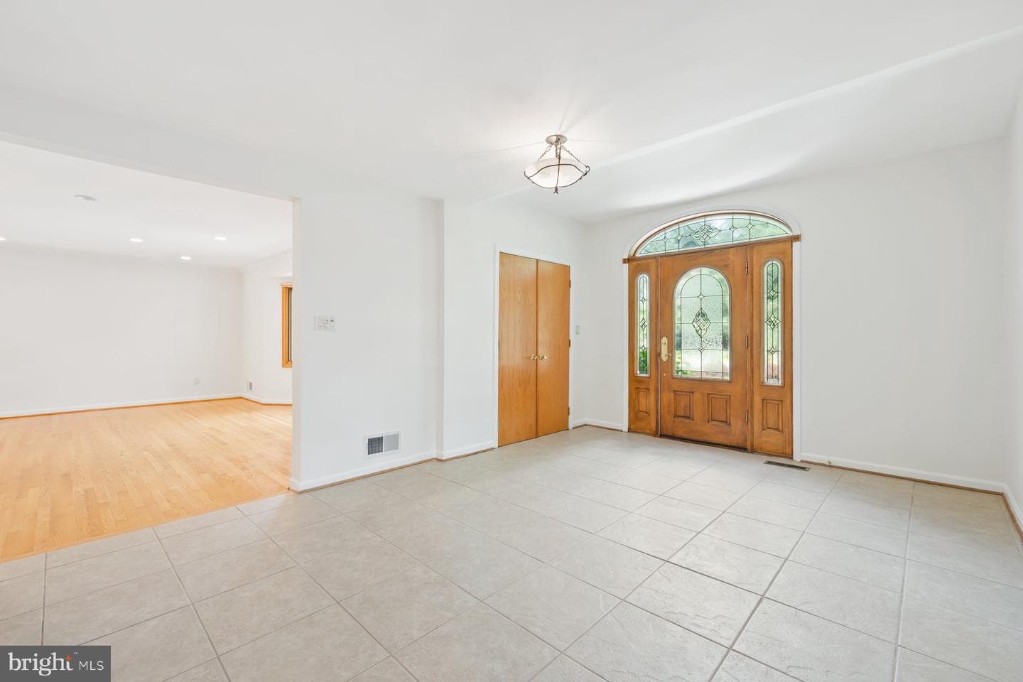 11900 Gainsborough Road photo 3