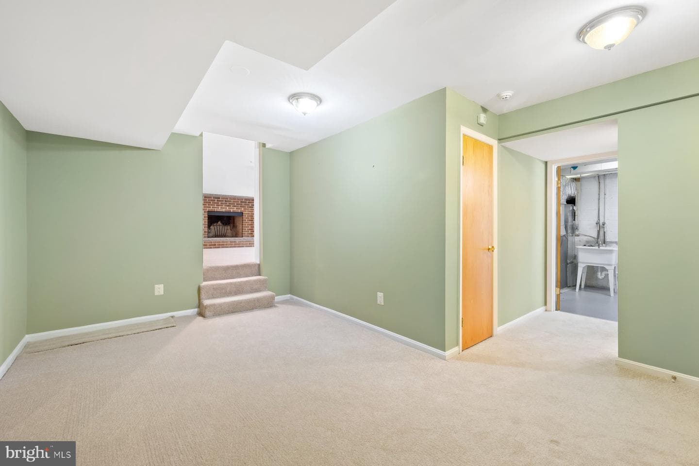 11900 Gainsborough Road photo 35