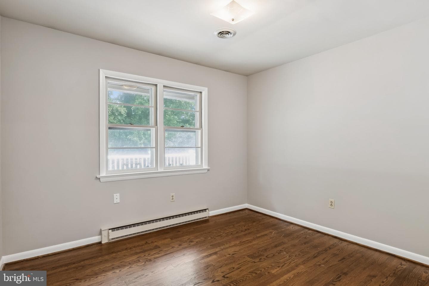 5 Clearwater Court photo 30