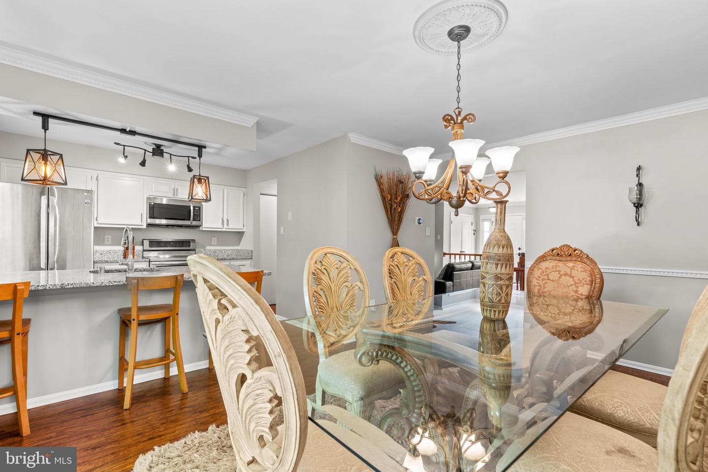 2420 Ladymeade Drive N photo 12