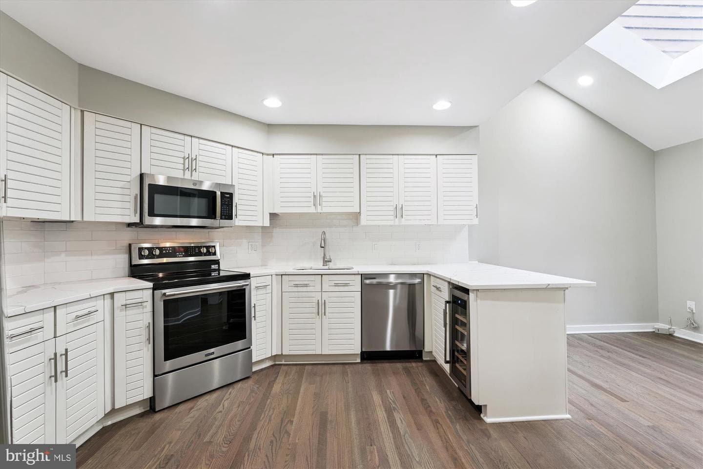 10901 Whiterim Drive photo 6