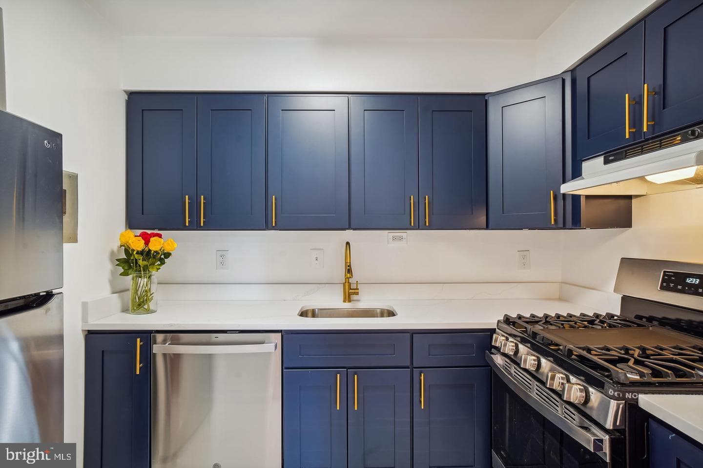 2101 Walsh View Terrace #17-103 photo 13
