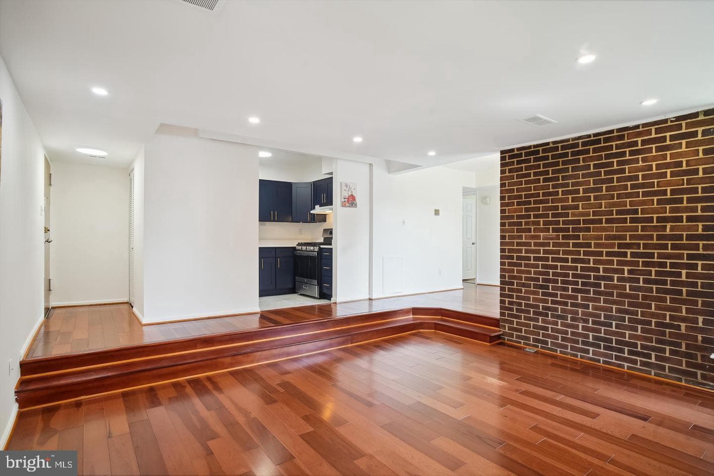2101 Walsh View Terrace #17-103 photo 7