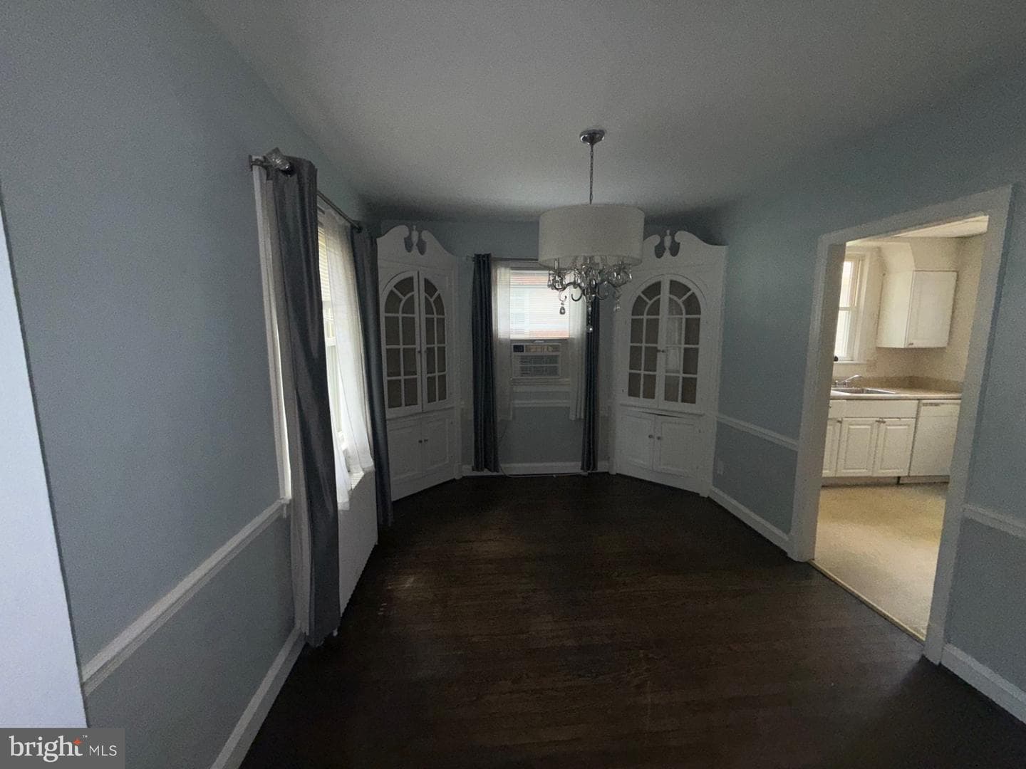 4501 Highland Avenue photo 2