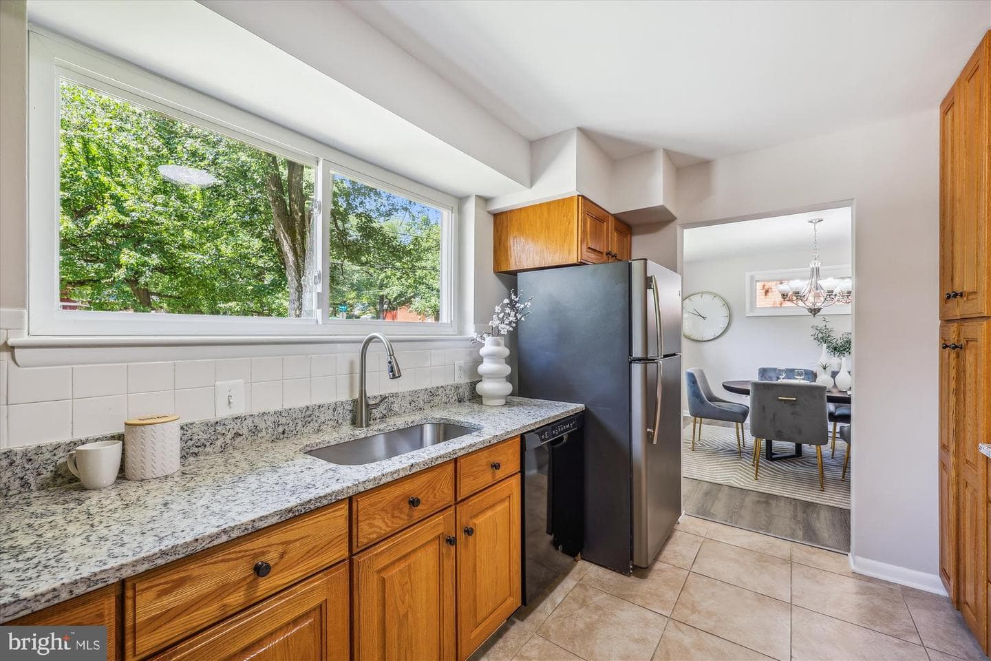 905 Kenbrook Drive photo 8