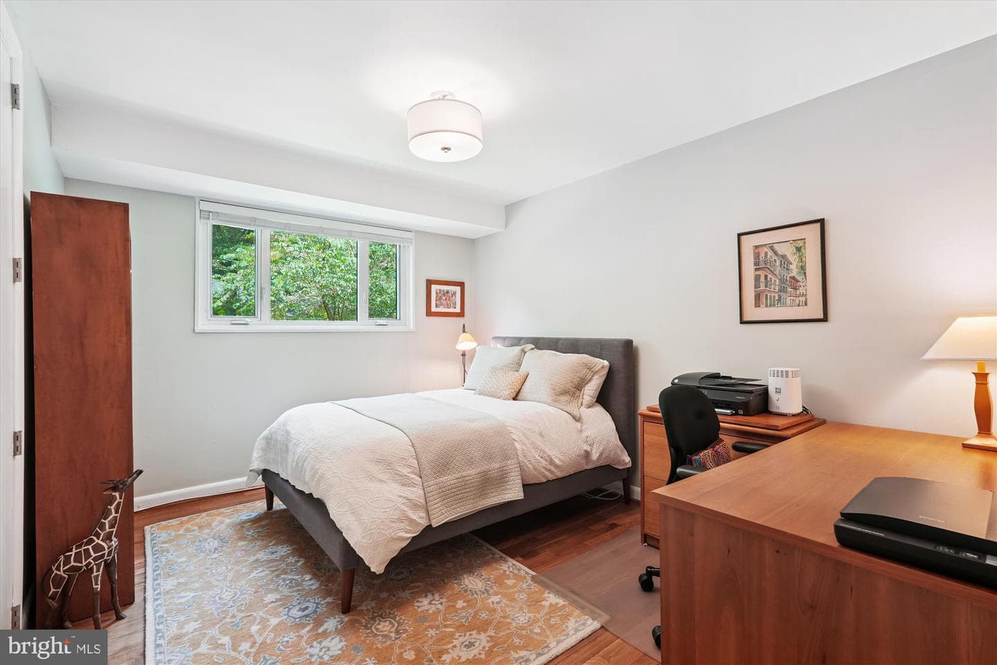 10427 Montrose Avenue #104 photo 13