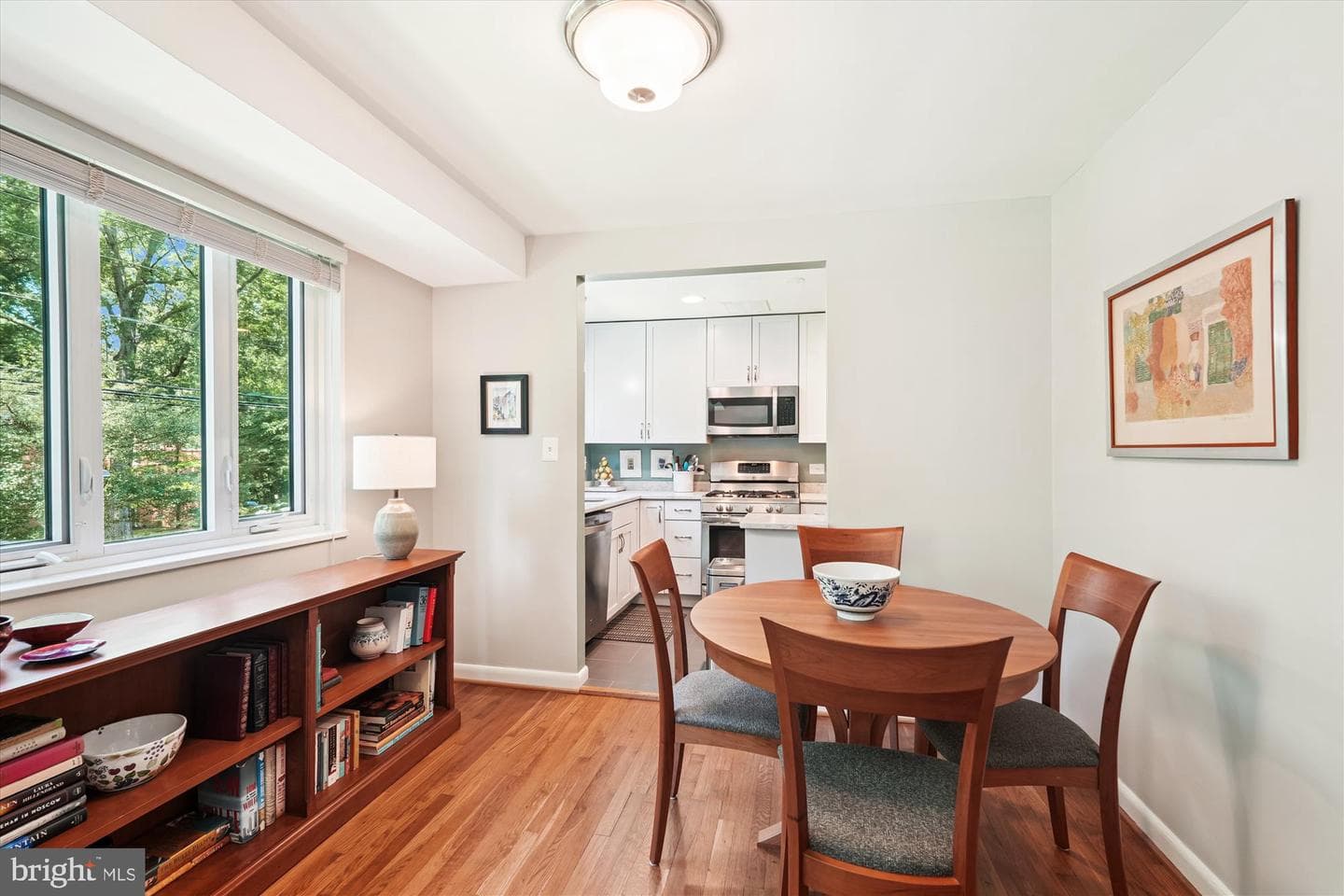 10427 Montrose Avenue #104 photo 14