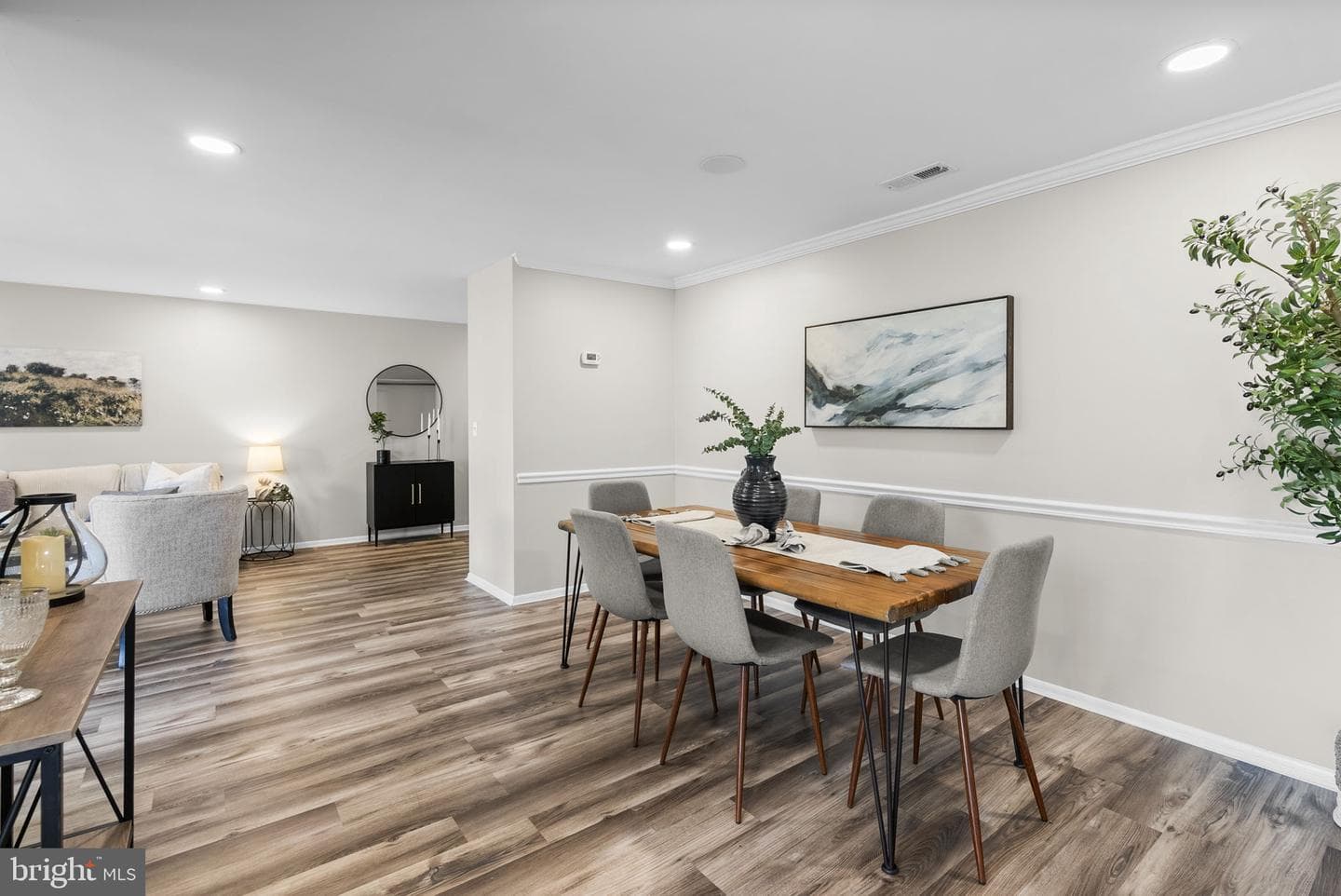 18050 Chalet Drive #14-302 photo 6